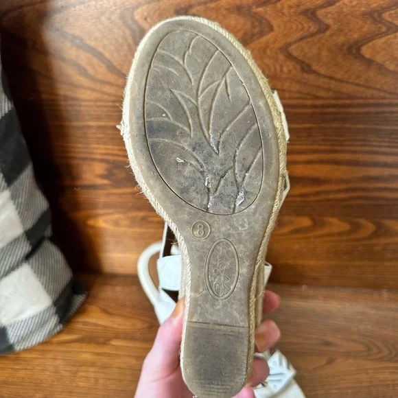 Jaclyn Smith Wedge Heels - Picture 3 of 5